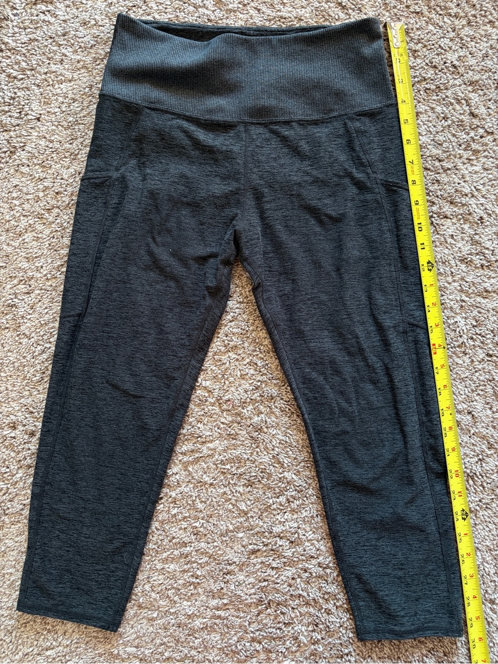 Kirkland Signature Women’s Leggings Capri